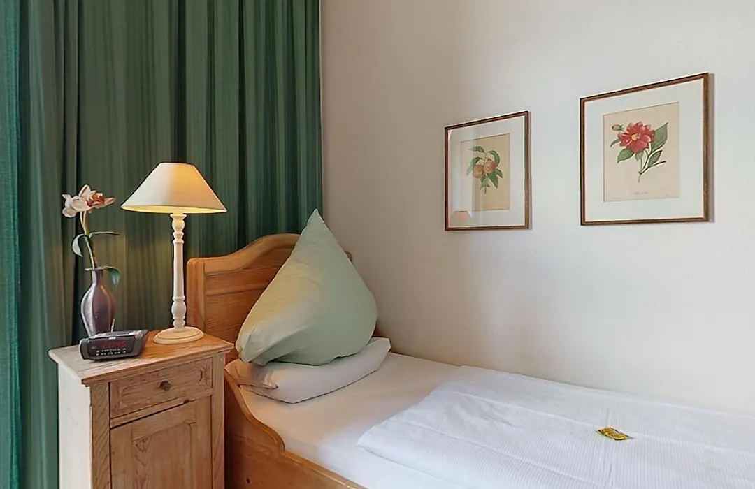 Hotel Kolbergarten-1