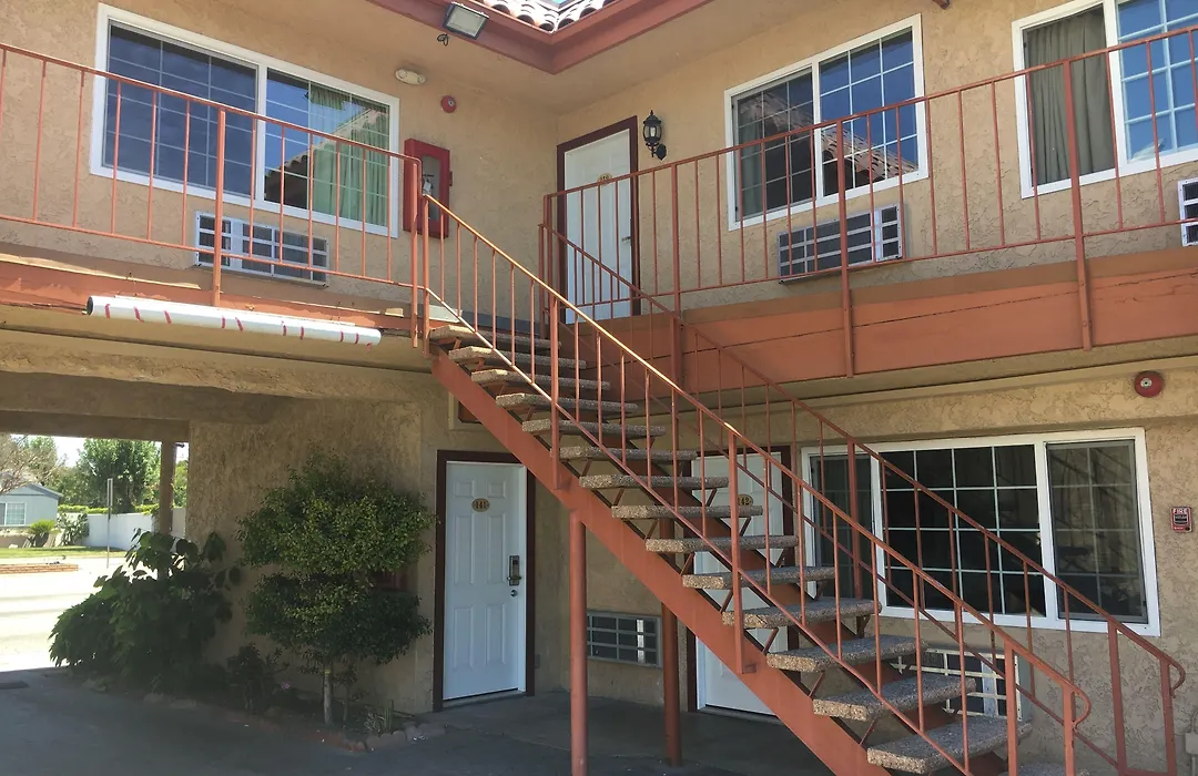 Norwalk Inn & Suites-1