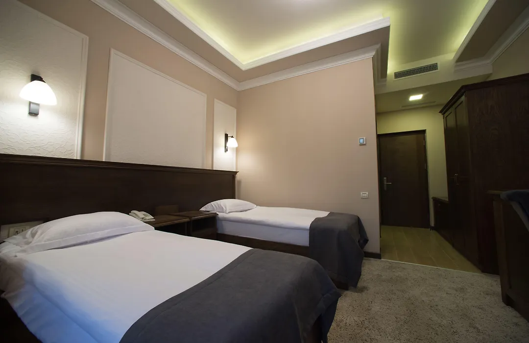 Boulevard Hotel-1