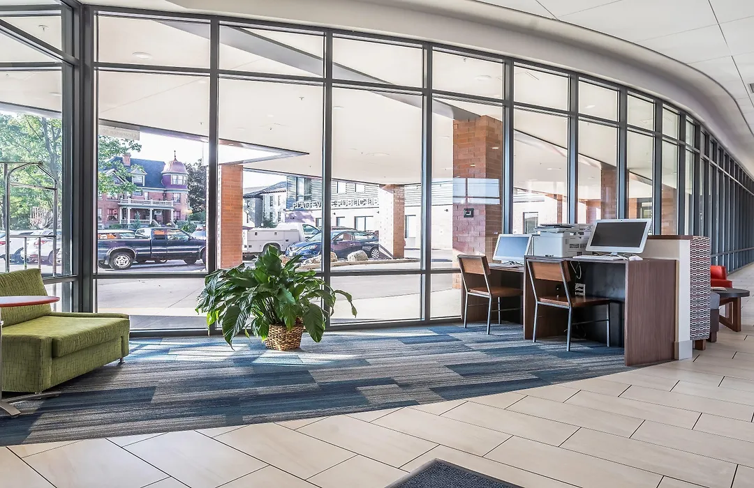 Holiday Inn Express & Suites Platteville By Ihg-1