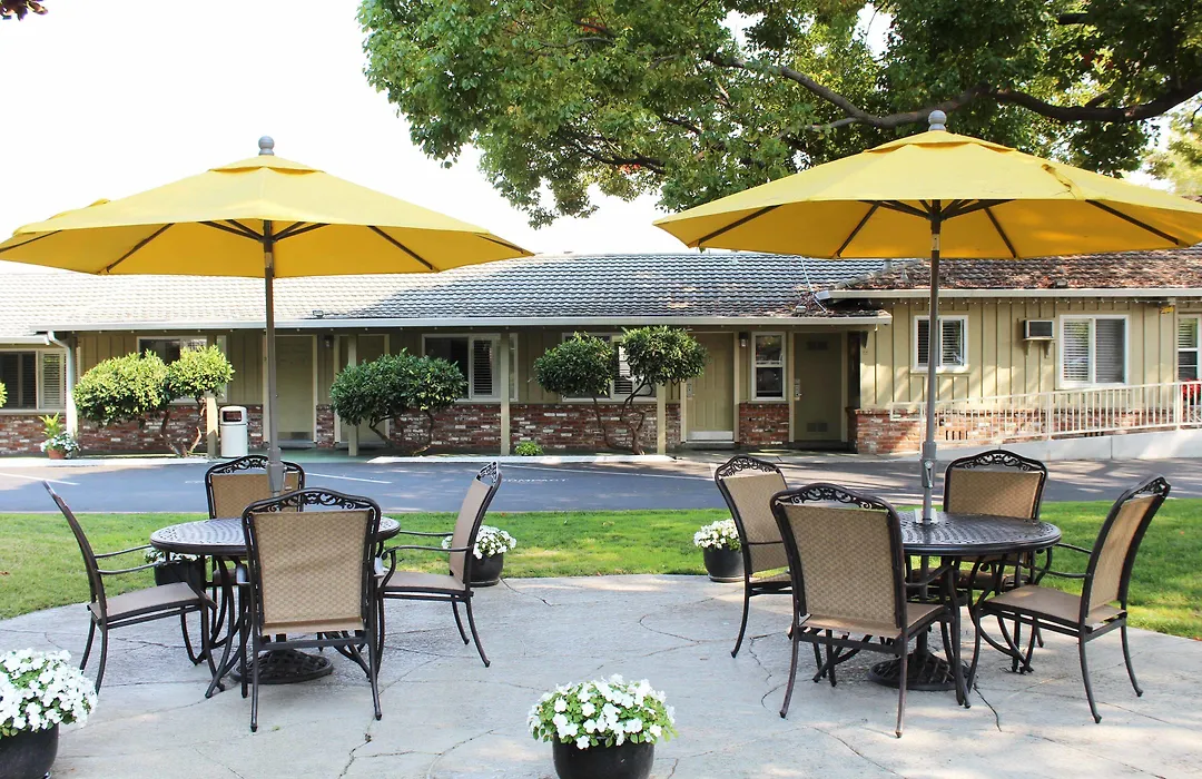 Country Inn Motel-1