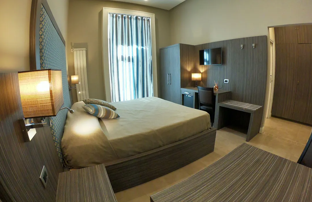 Hotel Ausonia-1