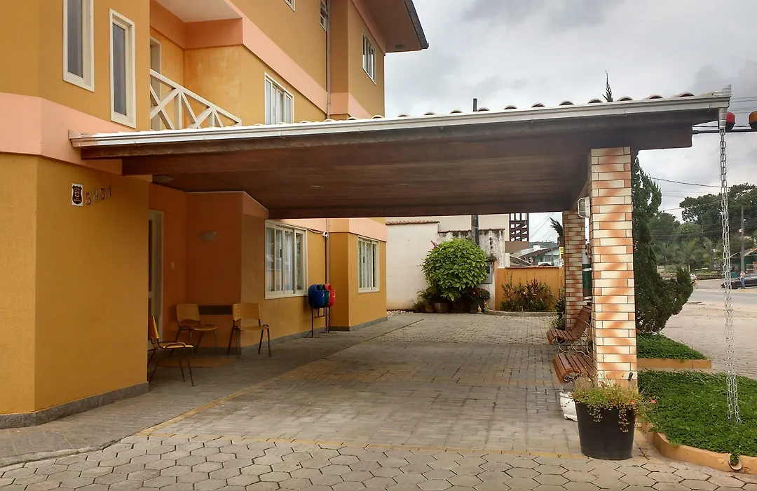 Hotel Palugi-1