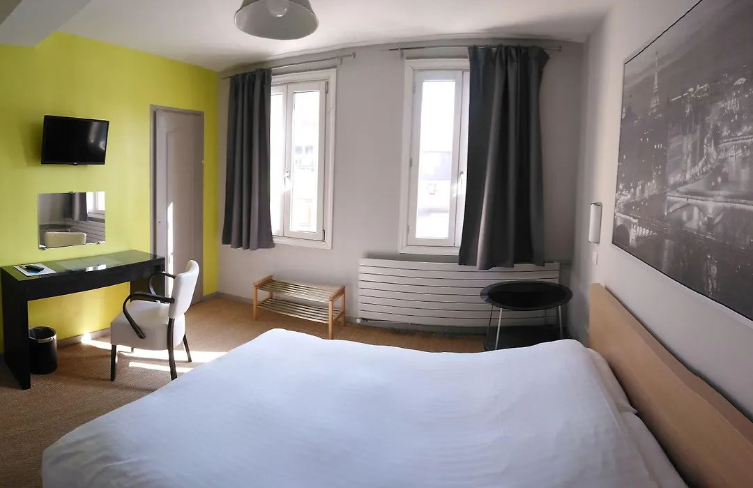 L'auberge Du Cochon D'or-1