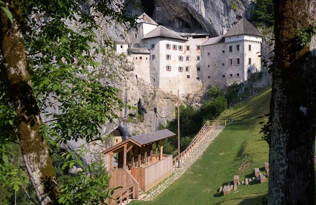 Hotel Jama - Postojna Cave Park-1