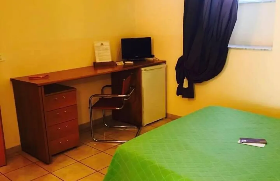 Corato room economy-1