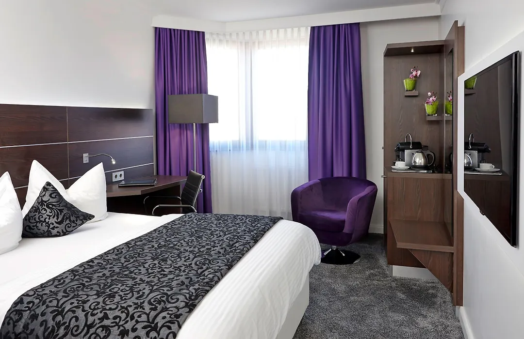 Central Hotel-1