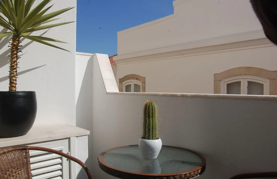 Suites Inn Lagos-1