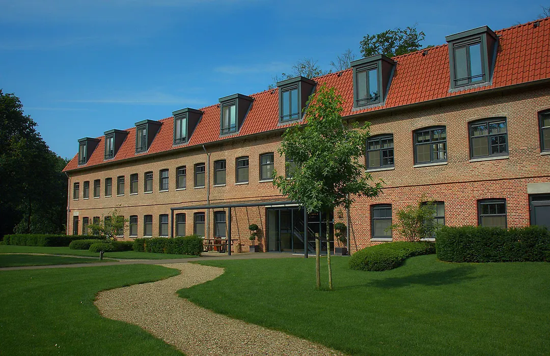 Hotel De Kastanjefabriek-1