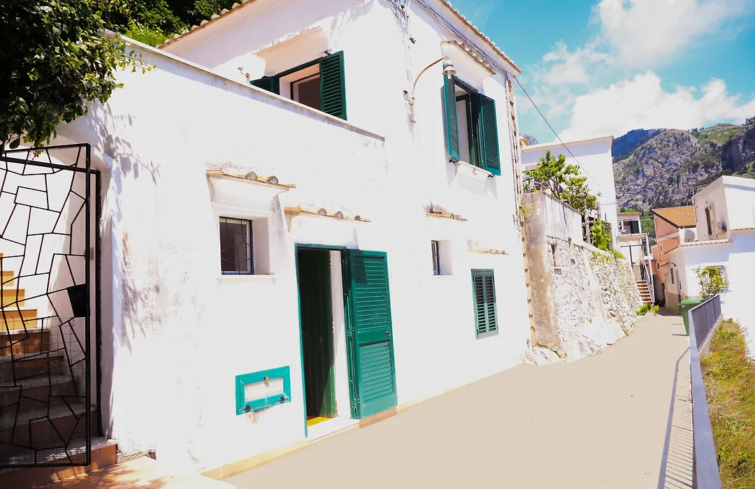 Amalfi Hills-1