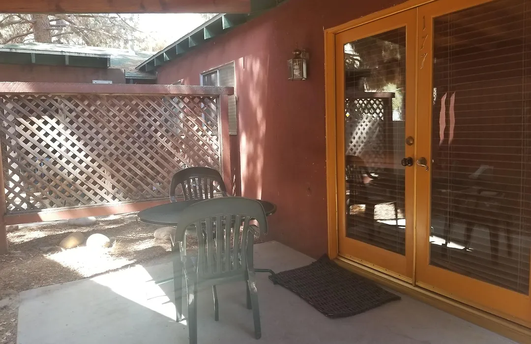 Kernville Inn-1