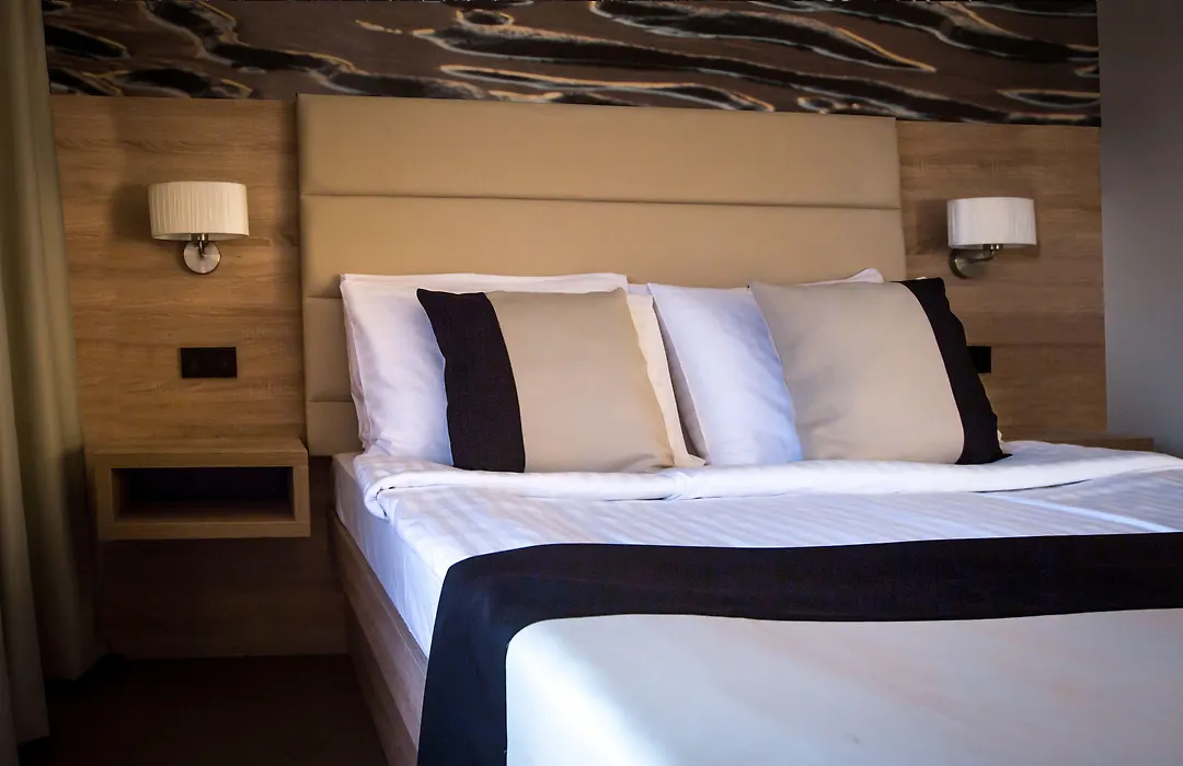 Luxury Suites Bellevue-1