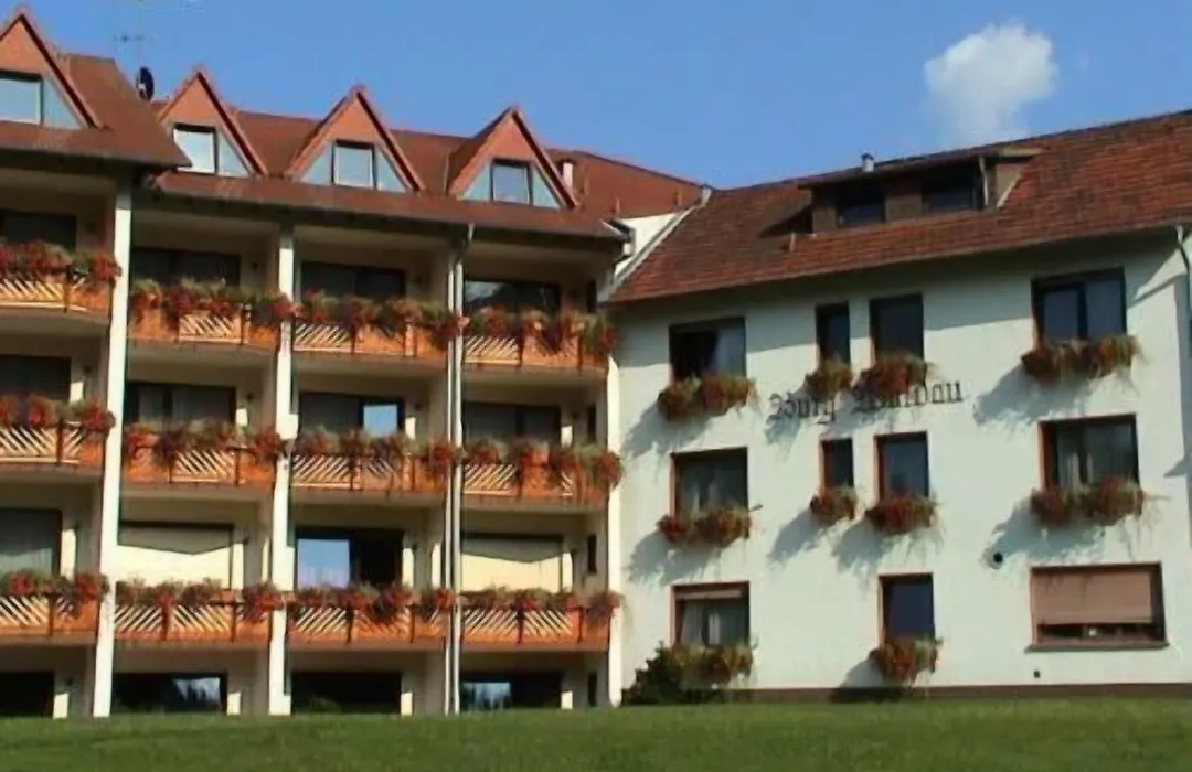 Hotel Burg Waldau-1