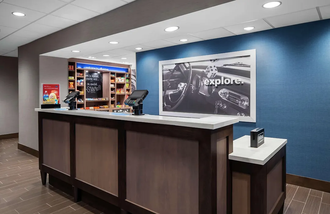 Hampton Inn Sikeston-1