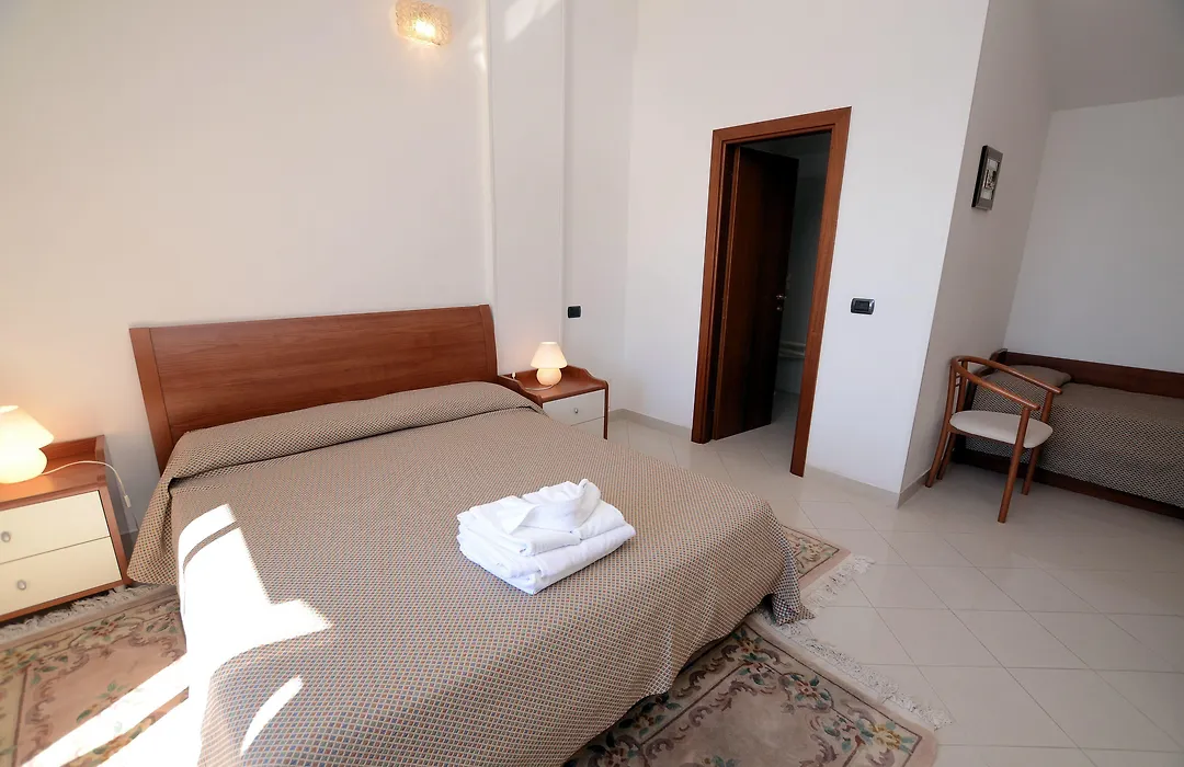 Hotel Leopold-1