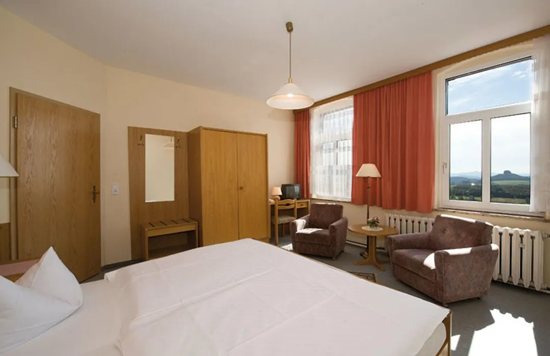 Panoramahotel Wolfsberg-1