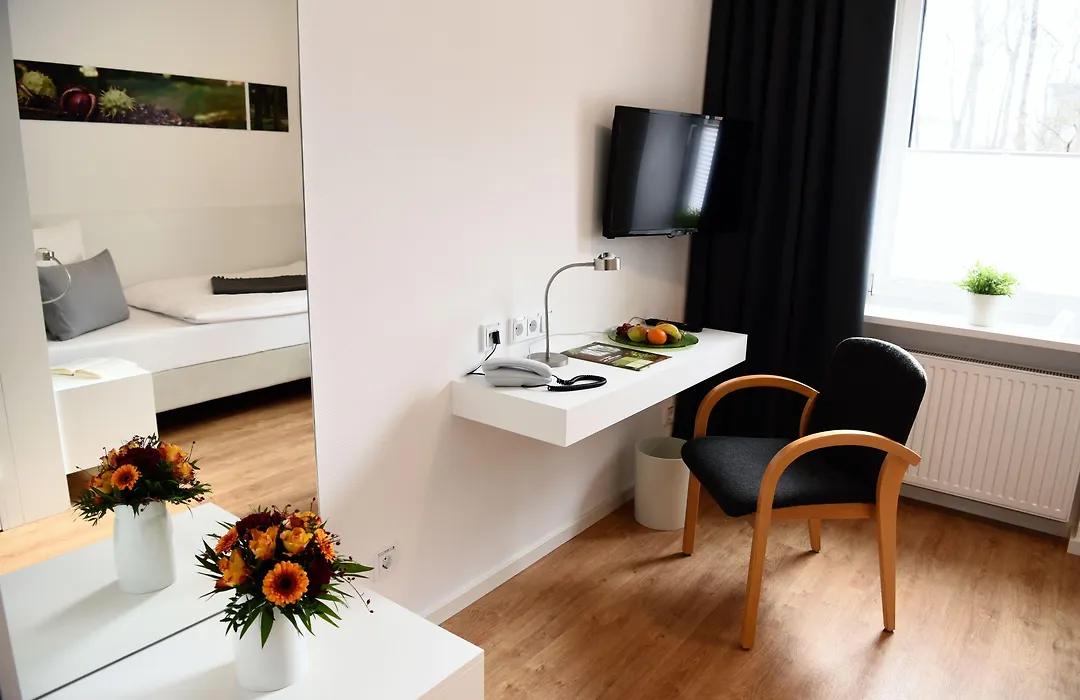 Hotel am alten Park-1