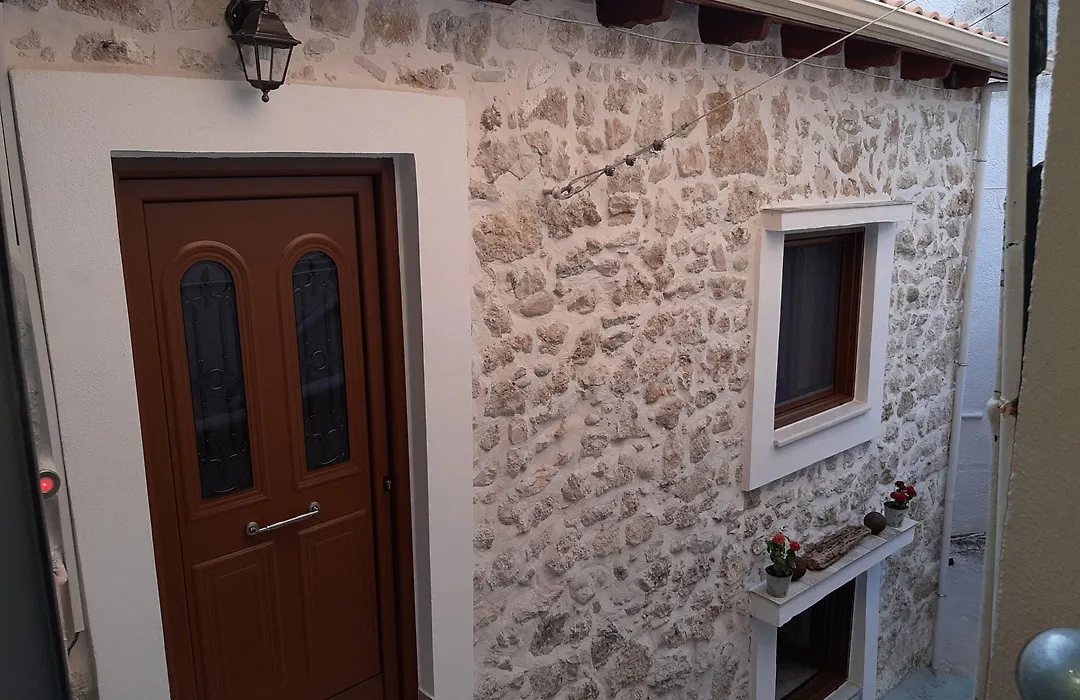 Paraskevi'S Luxury Studios-1