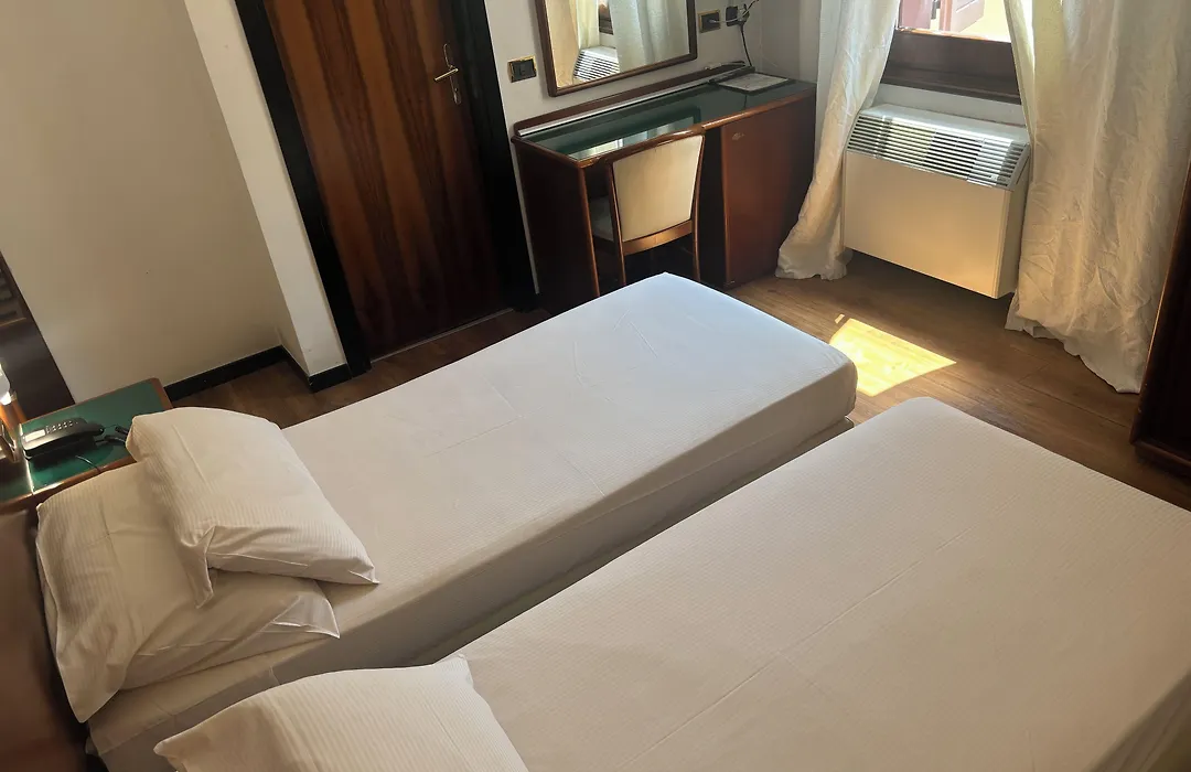 Hotel Daunia-1