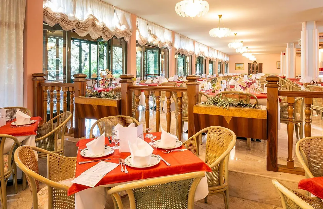 Park Hotel Oasi-1