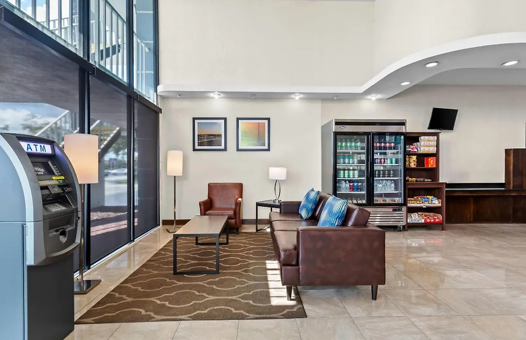 Quality Inn & Suites At Tropicana Field-1