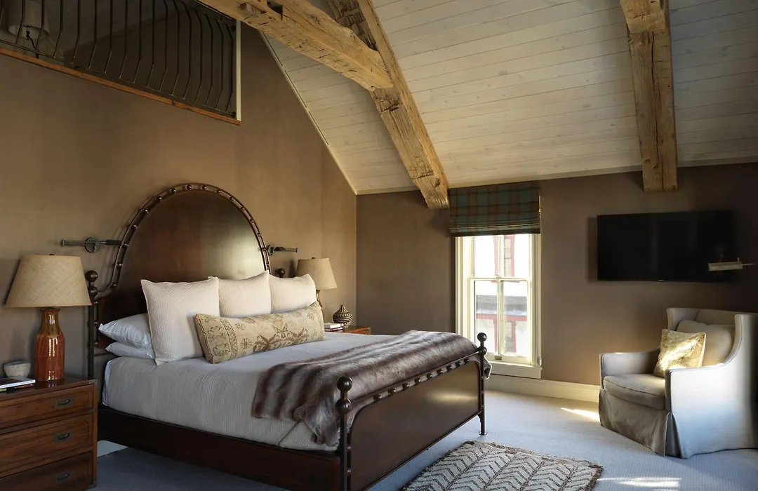 Public House Lofts-1