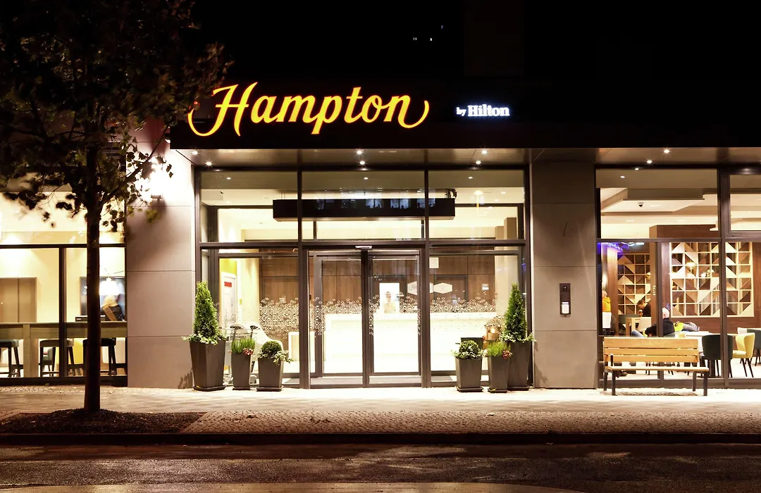 Hampton By Hilton Berlin City East Side Gallery-1
