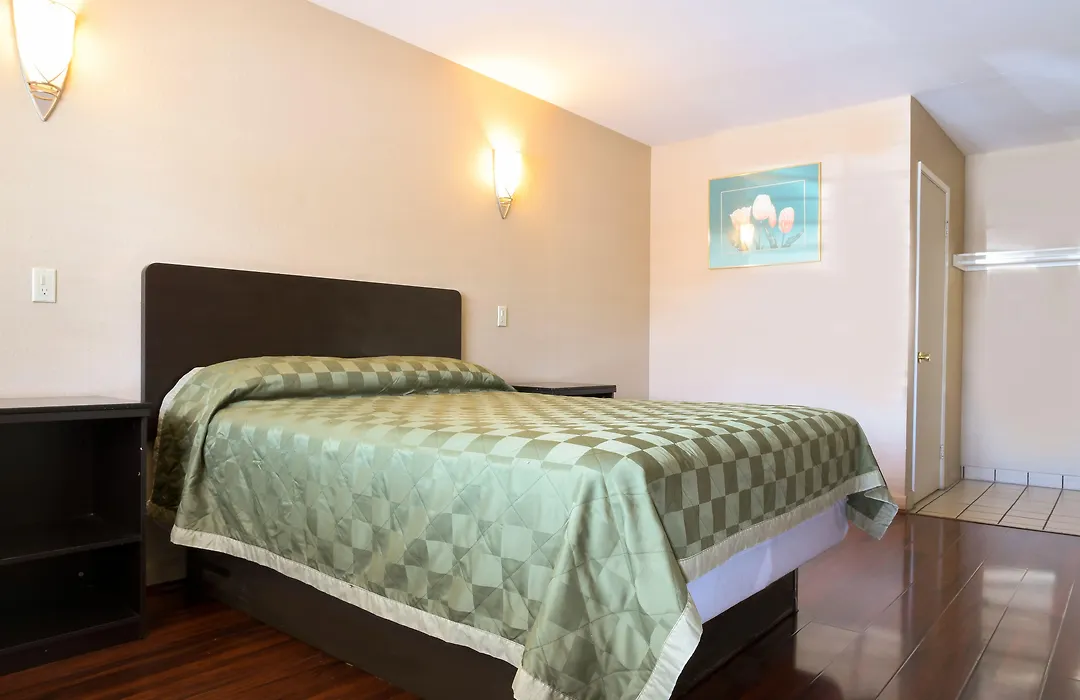 Covina Motel-1