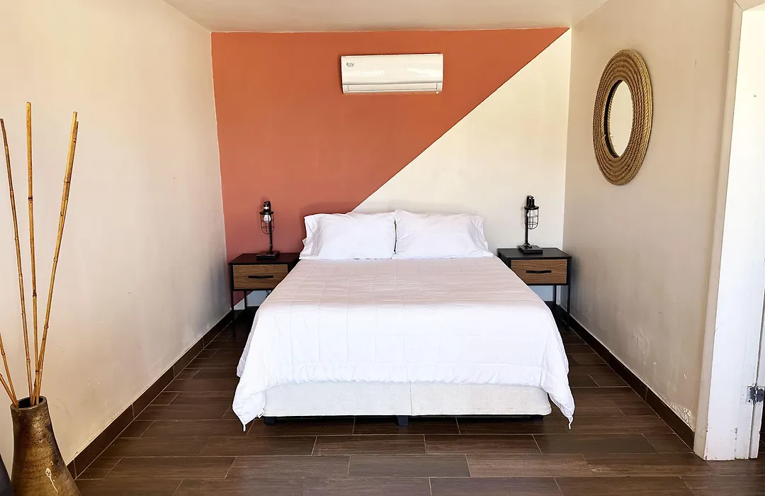 Stella Del Mar-1