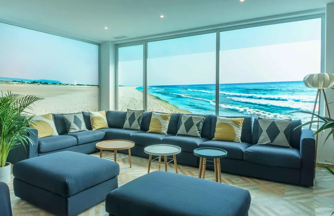 Take Surf Hostel Conil-1