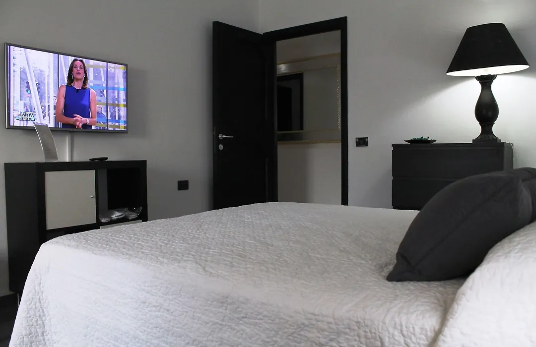 Gardenia Luxury Room-1