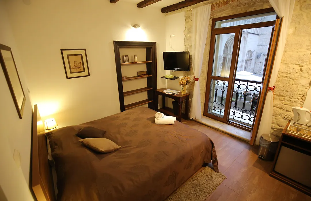 Luxury Rooms Contessa Vitali-1