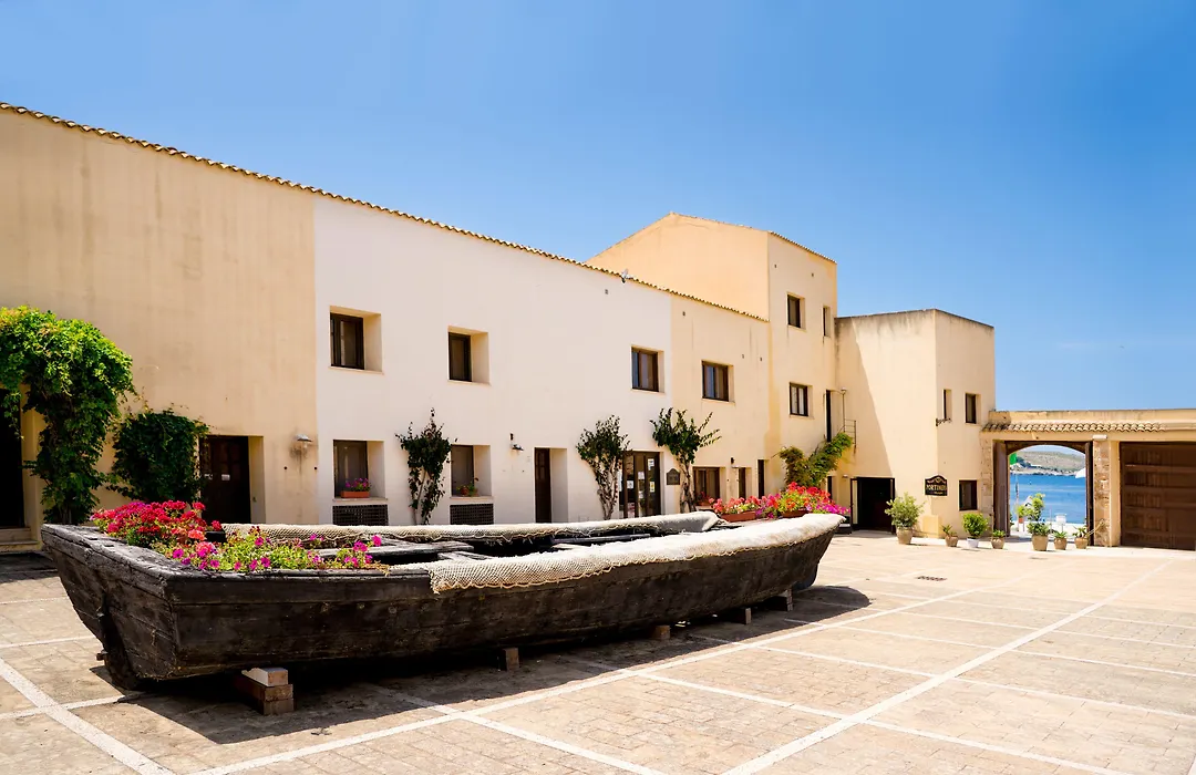 La Tonnara di Bonagia Resort-1
