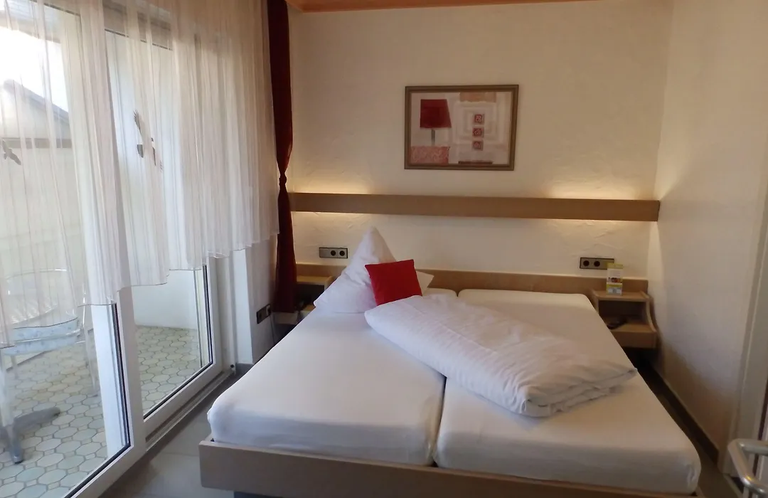H41 Inn Hotel Garni Freiburg-1