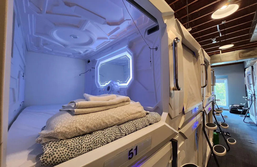 U Street Capsule Hostel-1