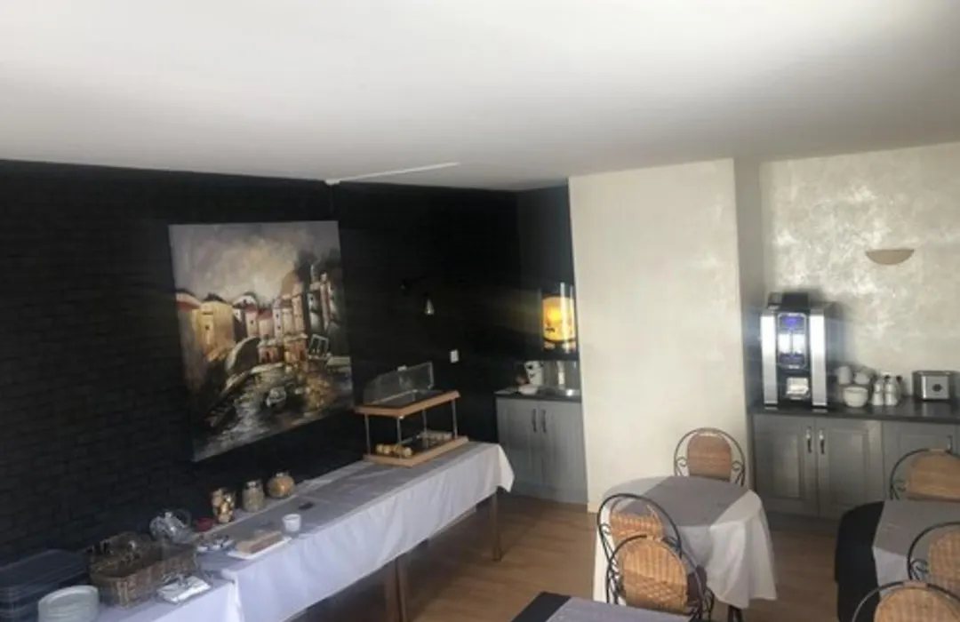 Logis Hotel Les Cordeliers-1
