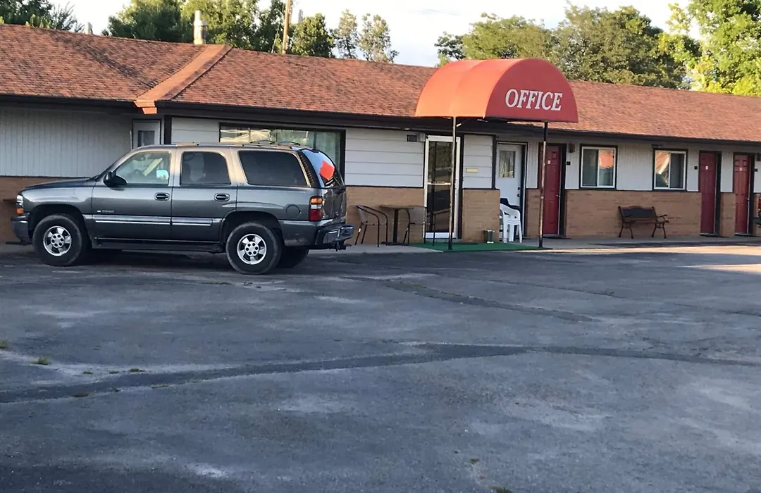 Motel Grand-1