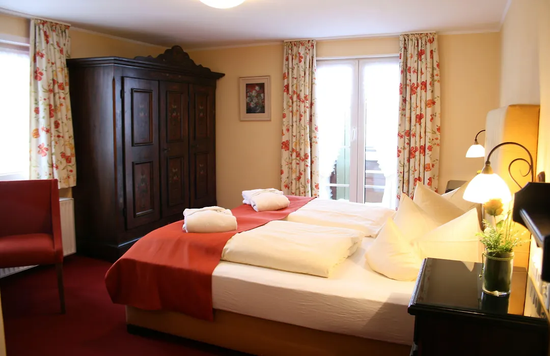 Kur- und Aktivhotel Allgäuer Hof-1