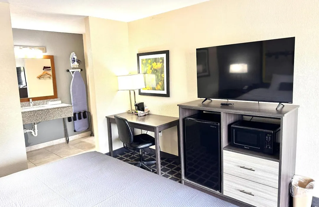 Super 8 By Wyndham Morganton-1