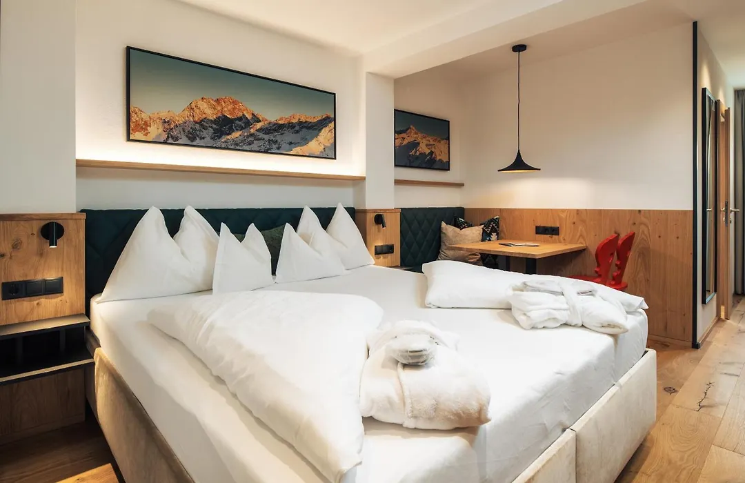 Familienhotel Post-1
