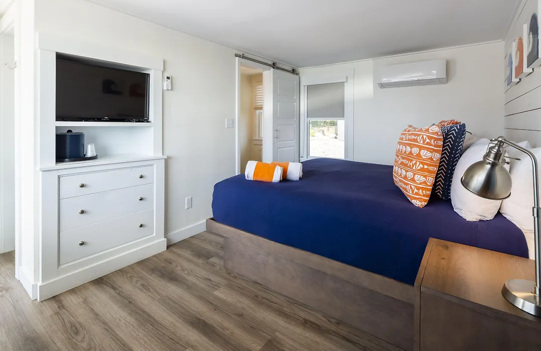 Breakwater Hotel-1