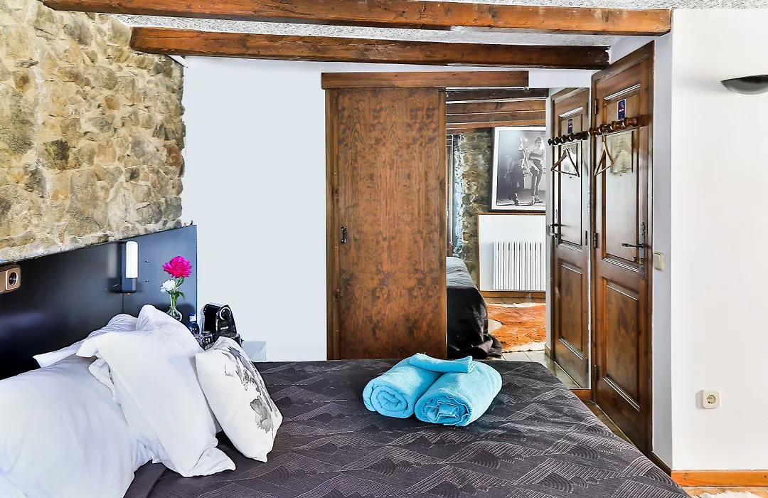 Hostal Cisco de Sans-1