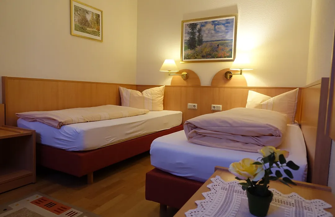 Pension Am Nicolaiplatz-1