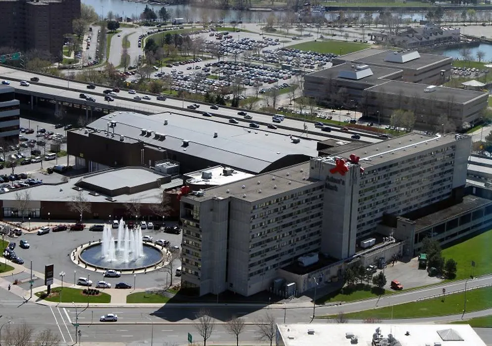 Ramada By Wyndham Buffalo Downtown-1