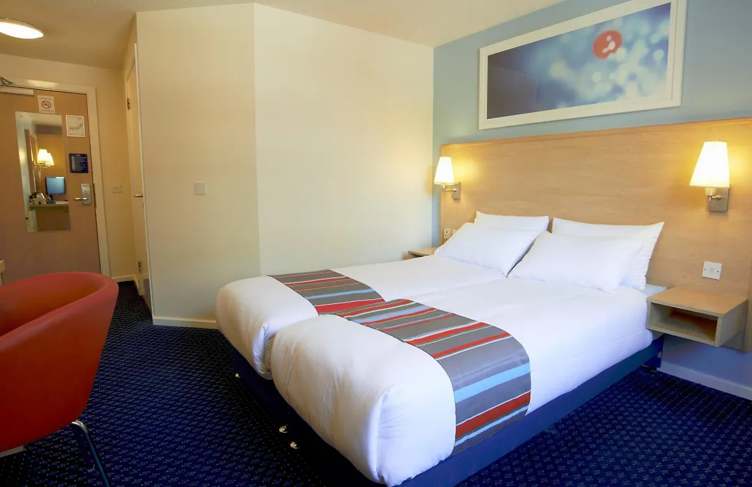 Travelodge Exeter M5-1