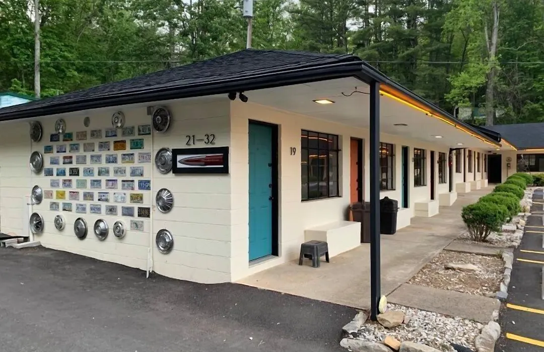 Route 19 Inn-1