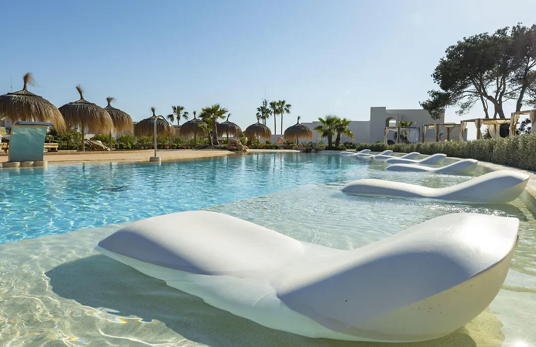 Eques Petit Resort-1