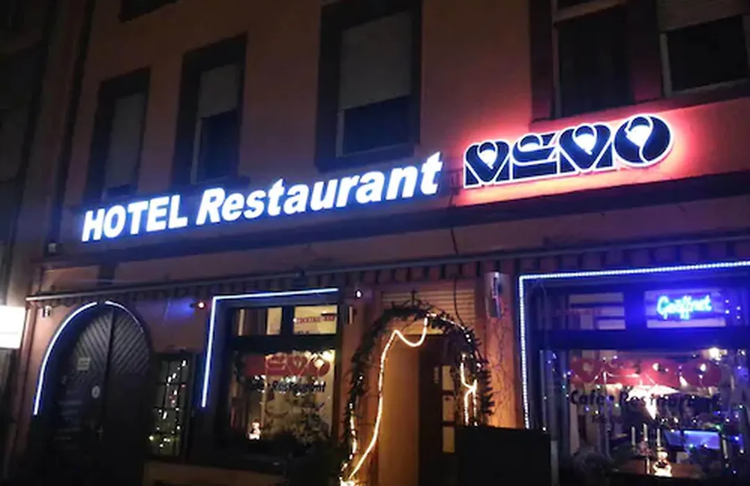 Hotel Restaurant Memo-1