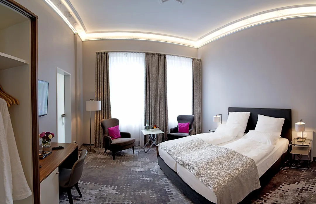 Hotel Lindenhof-1