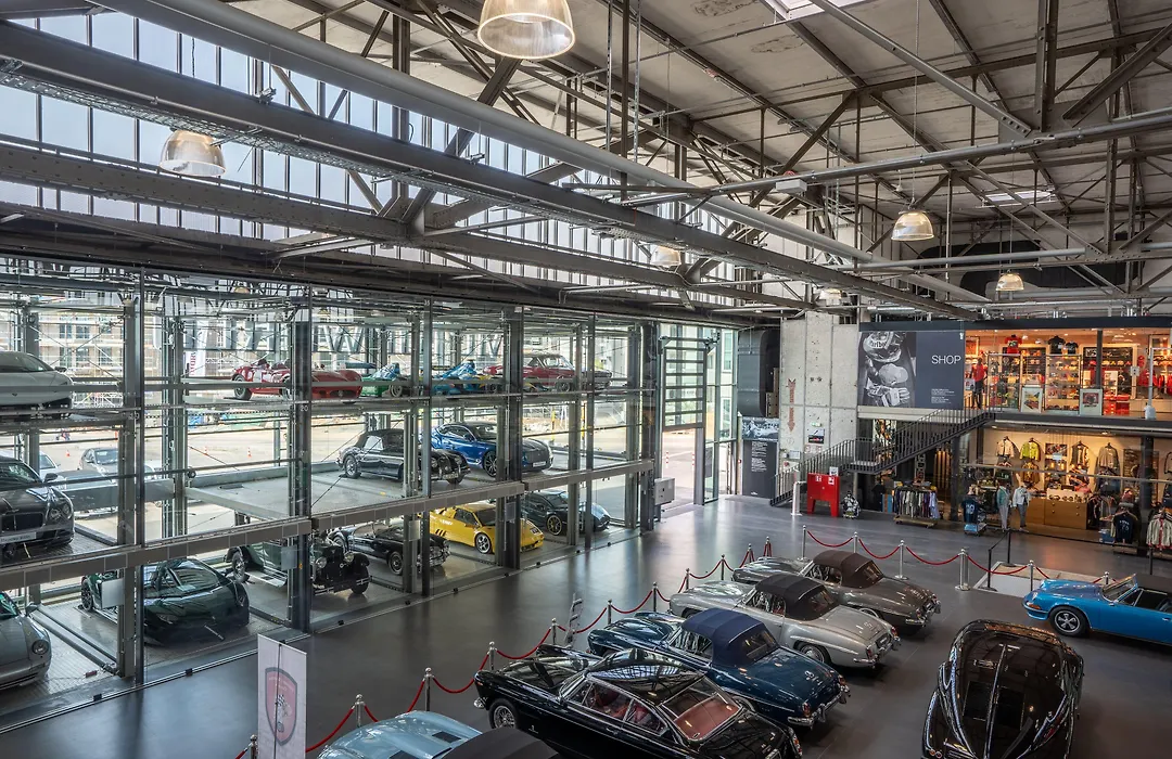 V8 Hotel Köln at MOTORWORLD-1